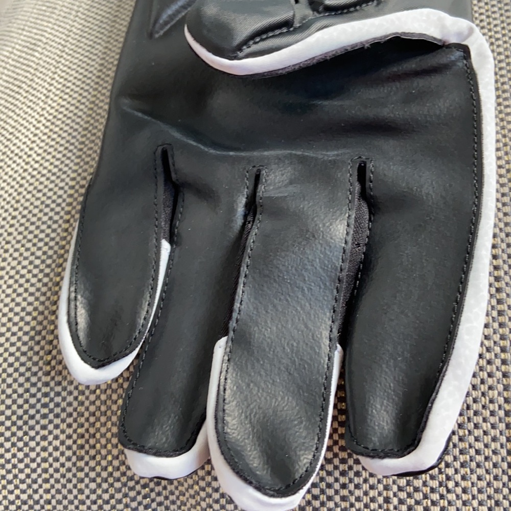 Nike gloves - Picture 8 of 10